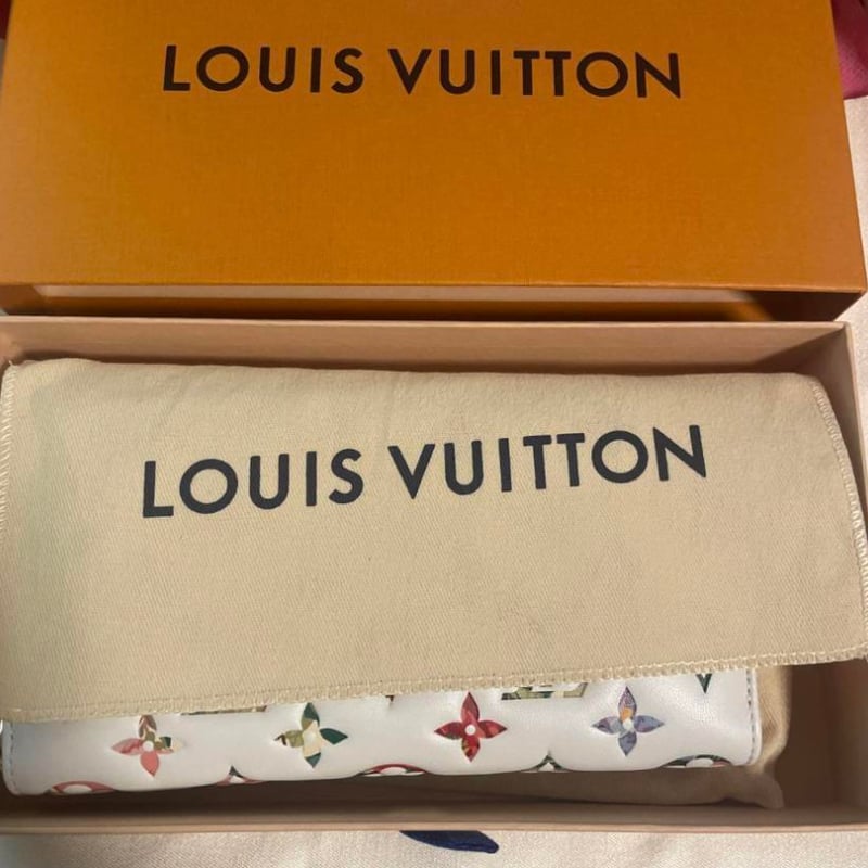 LOUIS VUITTON ルイヴィトン 長財布 ジッピーウォレット LV ガーデン