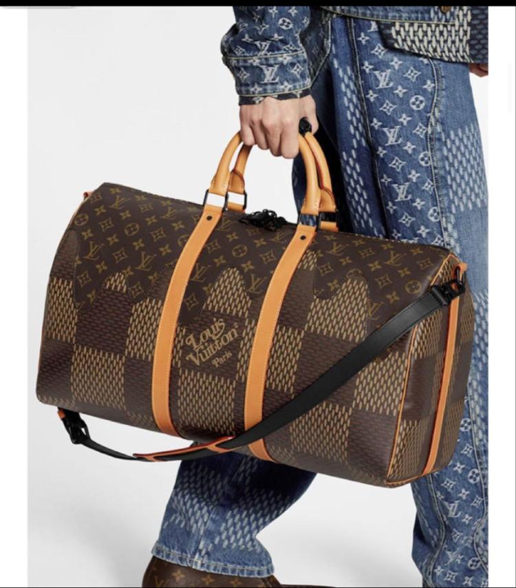 【Niko】ルイヴィトン モノグラム キーポル バンドリエール LOUIS VUITTON ルイヴィトン NIGO キーポル バンドリエール50