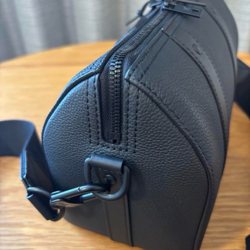LOUIS VUITTON ルイヴィトン シティ キーポル アエログラム | ルイ