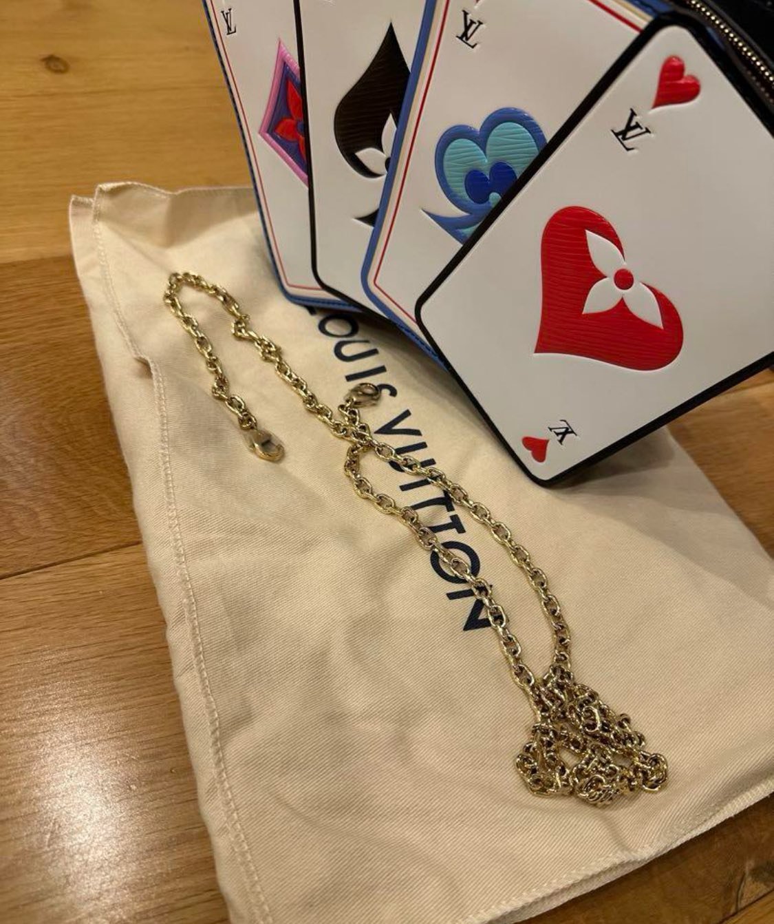 LOUIS VUITTON ルイヴィトン ゲームオン バッグ | ルイヴィトン専門店