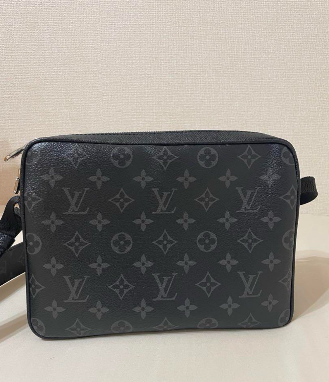 LOUIS VUITTON ルイヴィトン アウトドア・メッセンジャーバッグ | ルイ