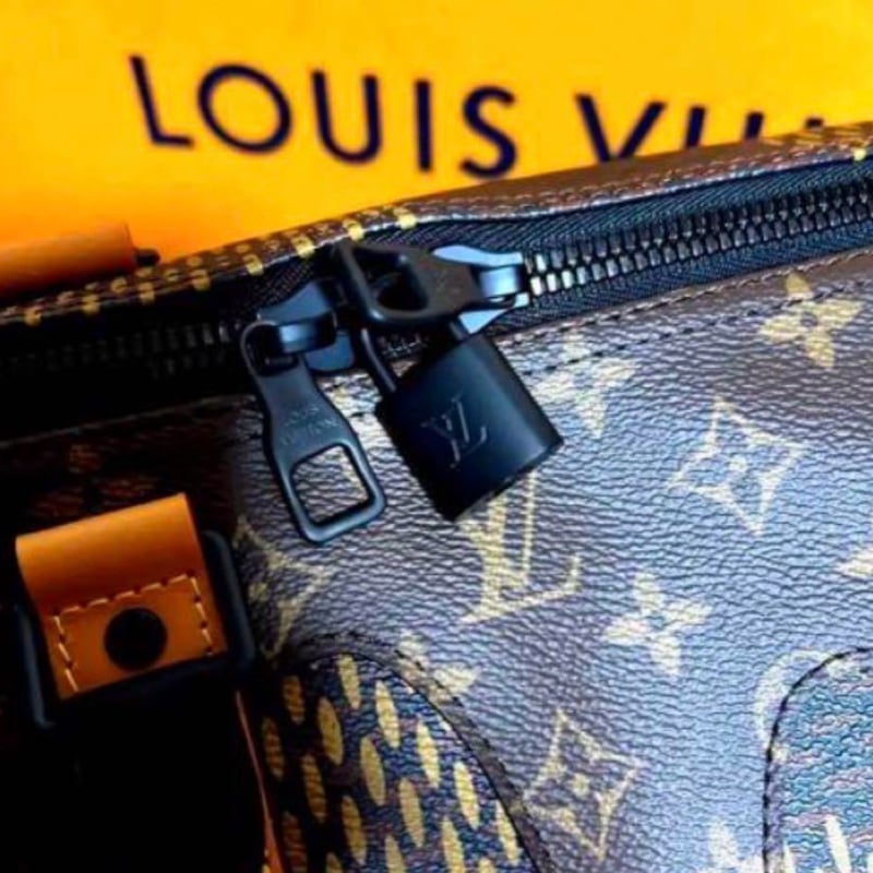 LOUIS VUITTON ルイヴィトン Nigo キーポル・バンドリエール 50