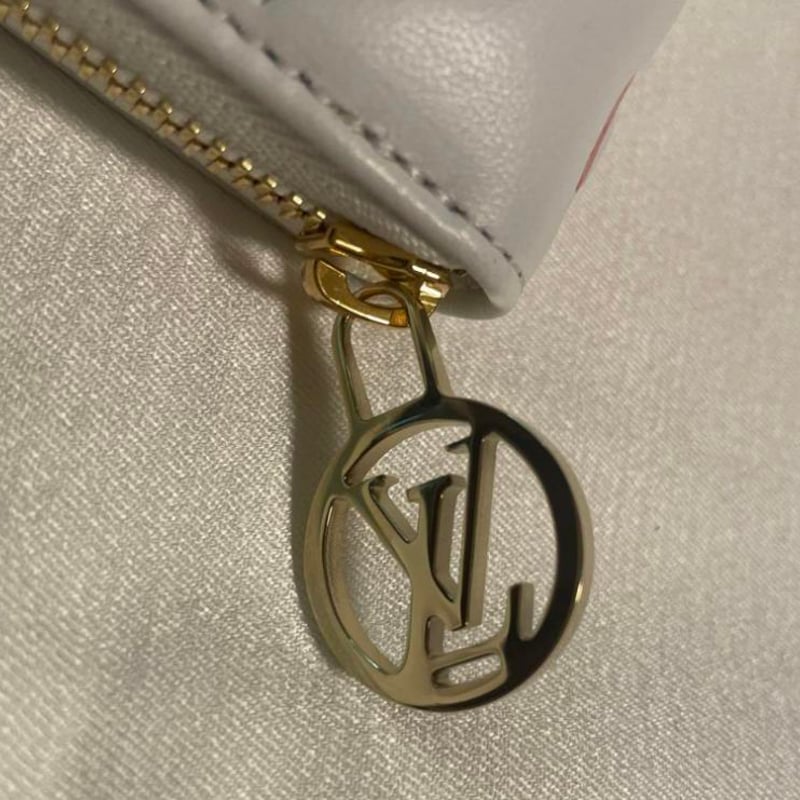LOUIS VUITTON ルイヴィトン 長財布 ジッピーウォレット LV ガーデン
