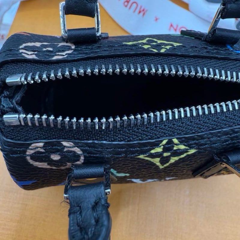 LOUIS VUITTON ルイヴィトン 村上隆 バッグチャーム・マイクロ