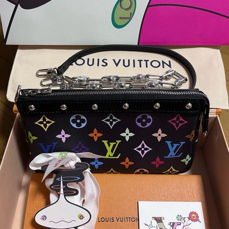 LOUIS VUITTON ルイヴィトン 村上隆 LV × TM ポシェット・アクセソワ |