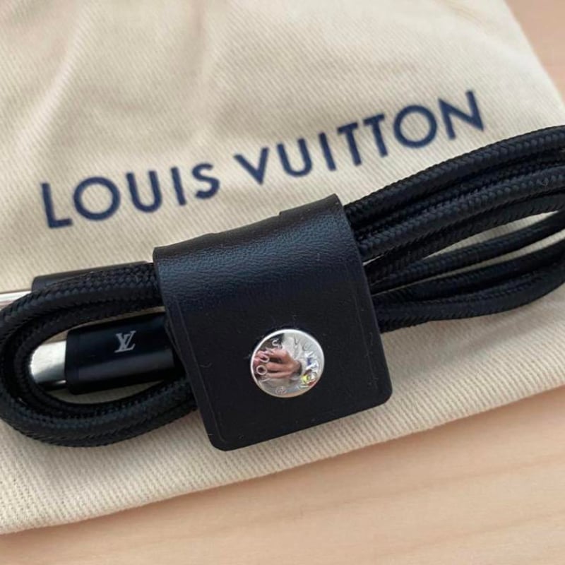 LOUIS VUITTON ルイヴィトン ホライゾン イヤホン ピンク | ルイ