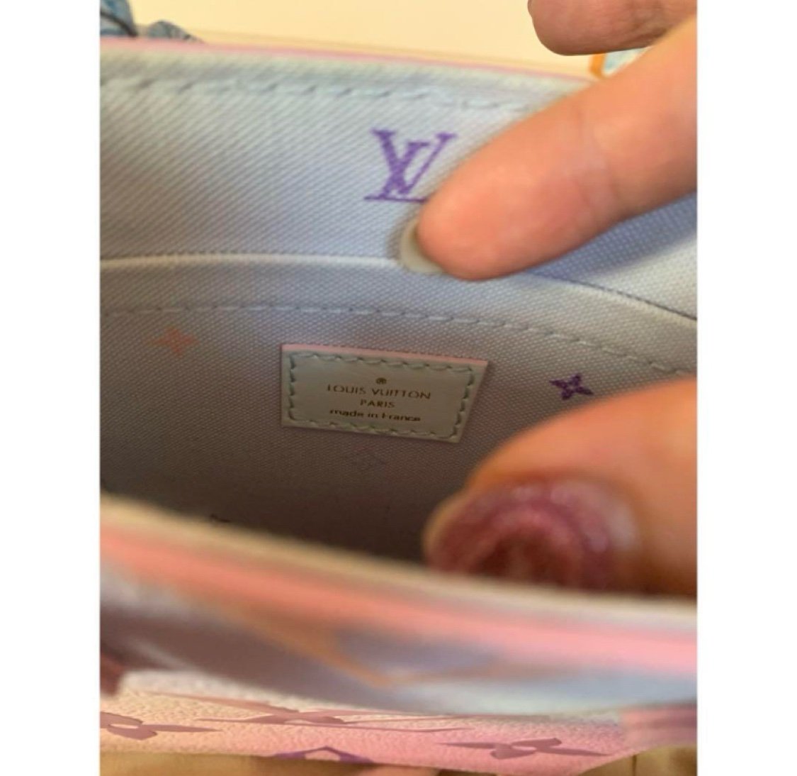 プティットサックプラ　サンライズパステル LOUIS VUITTON ルイヴィトン プティットサックプラ【サンライズ