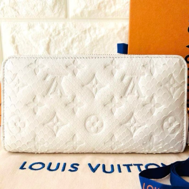 LOUIS VUITTON 長財布 ホワイト LOUIS VUITTON ルイヴィトン 長財布 ホワイト パイソンパドロック