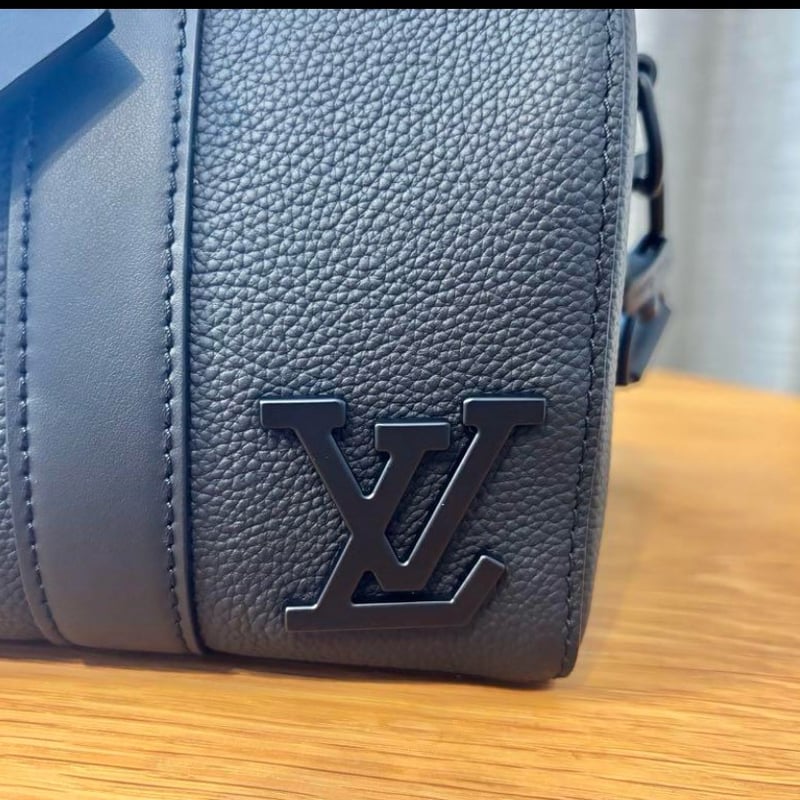 LOUIS VUITTON ルイヴィトン シティ キーポル アエログラム | ルイ