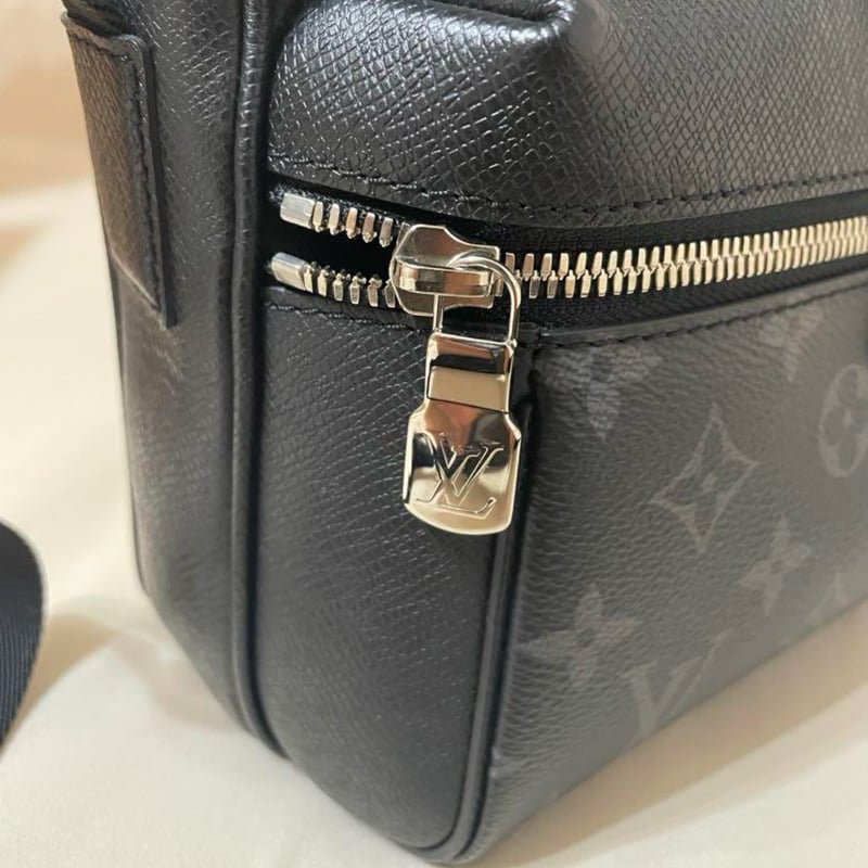 LOUIS VUITTON ルイヴィトン アウトドア・メッセンジャーバッグ | ルイ