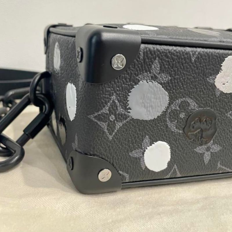 LOUIS VUITTON ルイヴィトン × 草間彌生 ソフトトランク ショルダー