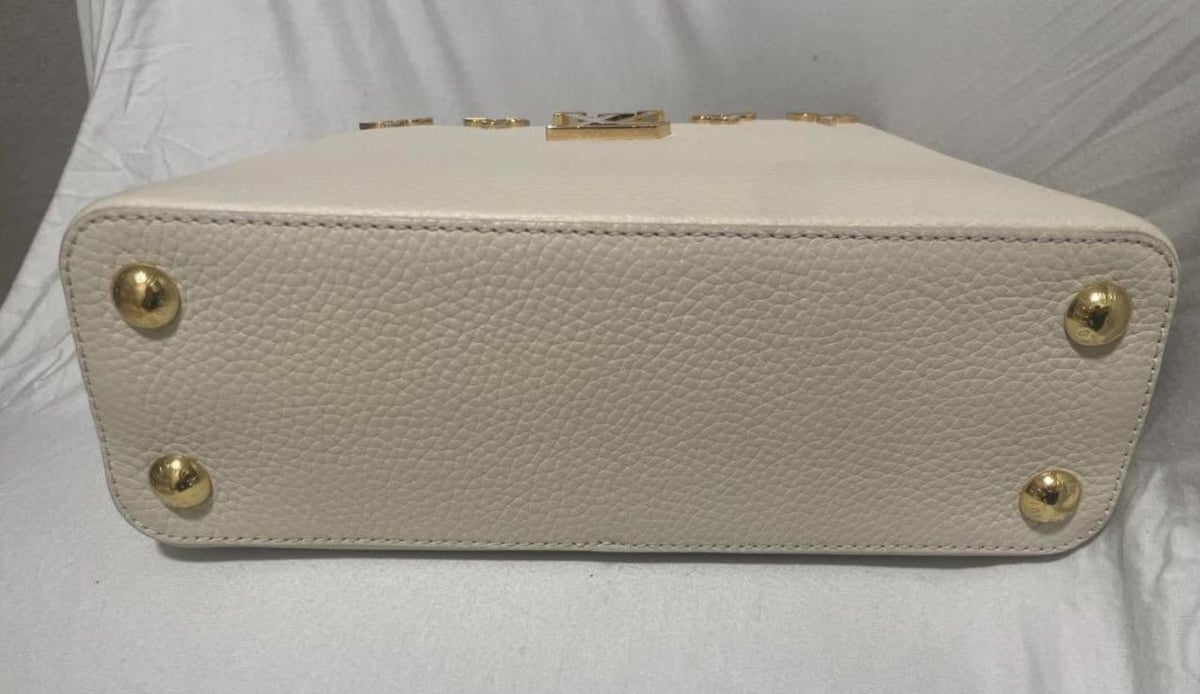 LOUIS VUITTON ルイヴィトン カプシーヌ BB マザーオブ パール 