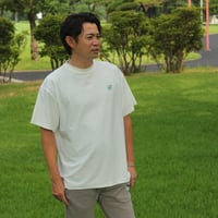 MATEY BUNNY バックプリントTシャツ（ホワイト）