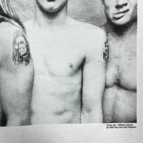 RED HOT CHILI PEPPERS Tシャツ