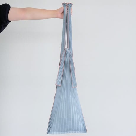 flower bag　TATE PLEATS シルバー　リサイクルポリエステル