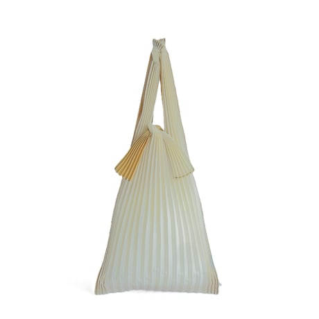 数量限定　TATE PLEATS 卯の花/深支子　リサイクルポリエステル S