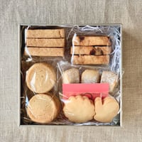 7/10発送　スペルト小麦のクッキー缶Ａ　2個までの注文の方専用