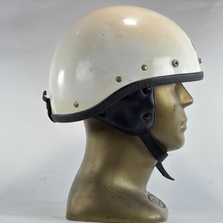 693ed7e5af1f4a91060a9437