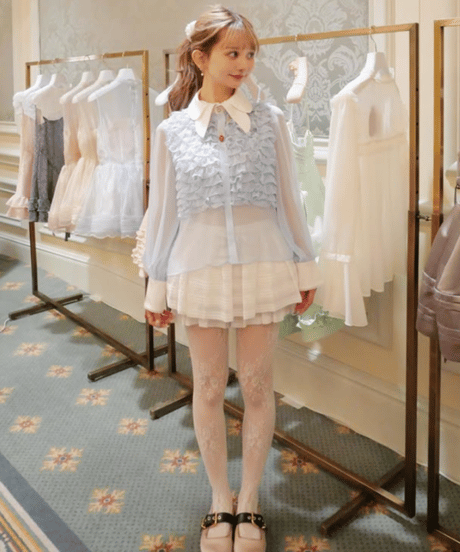 sugar lace shorts