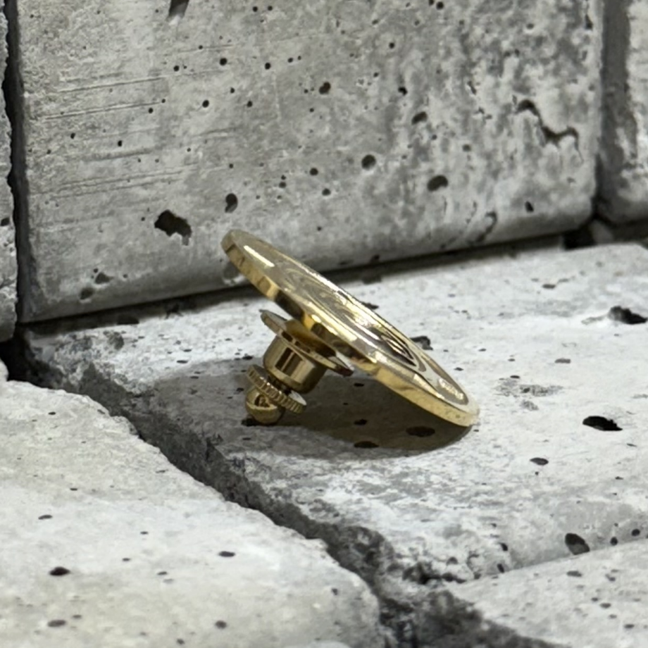 LIMITED】 Janitor Emblem Pin - GOLD【限定】 | GCAKT