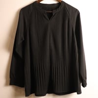 ピンタックデザインブラウス