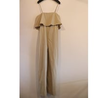 フリルオフショル風キャミサロペット