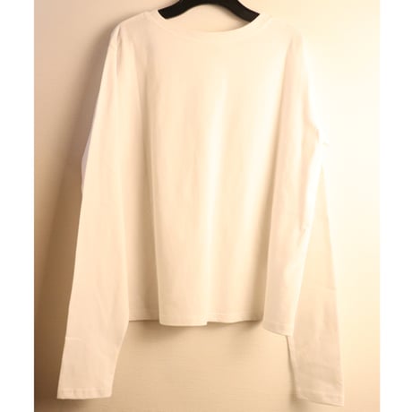 シルバープリントロングスリーブTシャツ