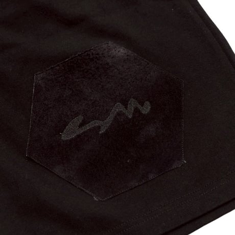 【WASHABLE LEATHER PATCH SHORTS】BLACK