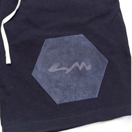 【WASHABLE LEATHER PATCH SHORTS】NAVY