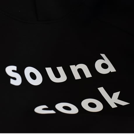 受注発注品 ｜sound cook トレーナー（黒白）｜フロッキープリント
