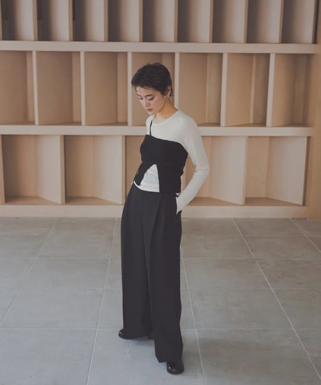 Design Belt Hole Slacks