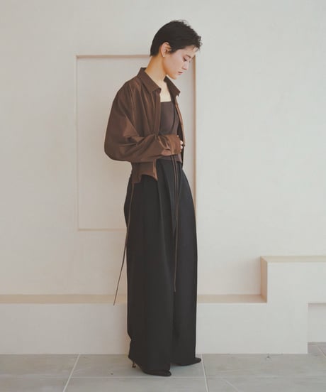 Back Cropped Design Shirt