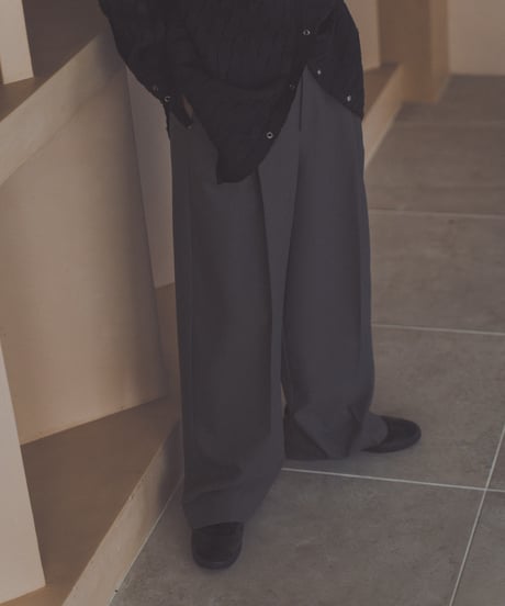 Design Belt Hole Slacks