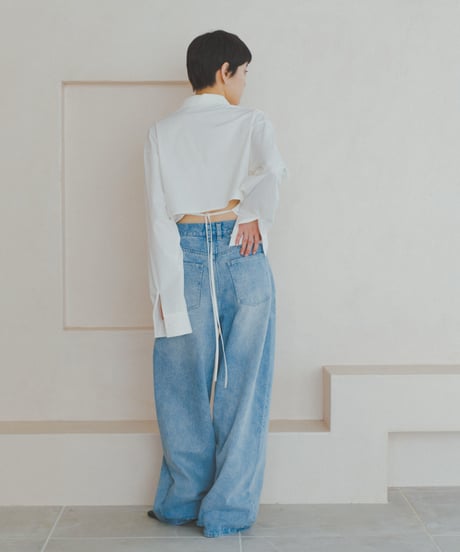 Back Cropped Design Shirt