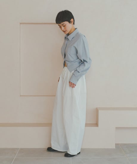Back Cropped Design Shirt