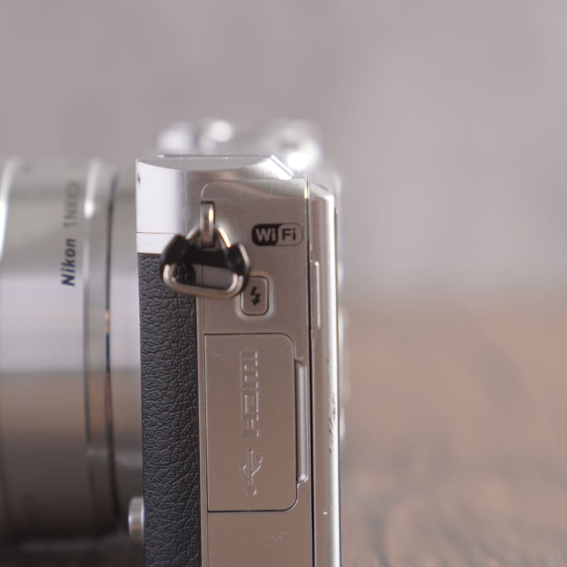 ✨ショット数2231回で新品級✨WiFi転送✨Nikon 1 J5 034-1 | CAMEL