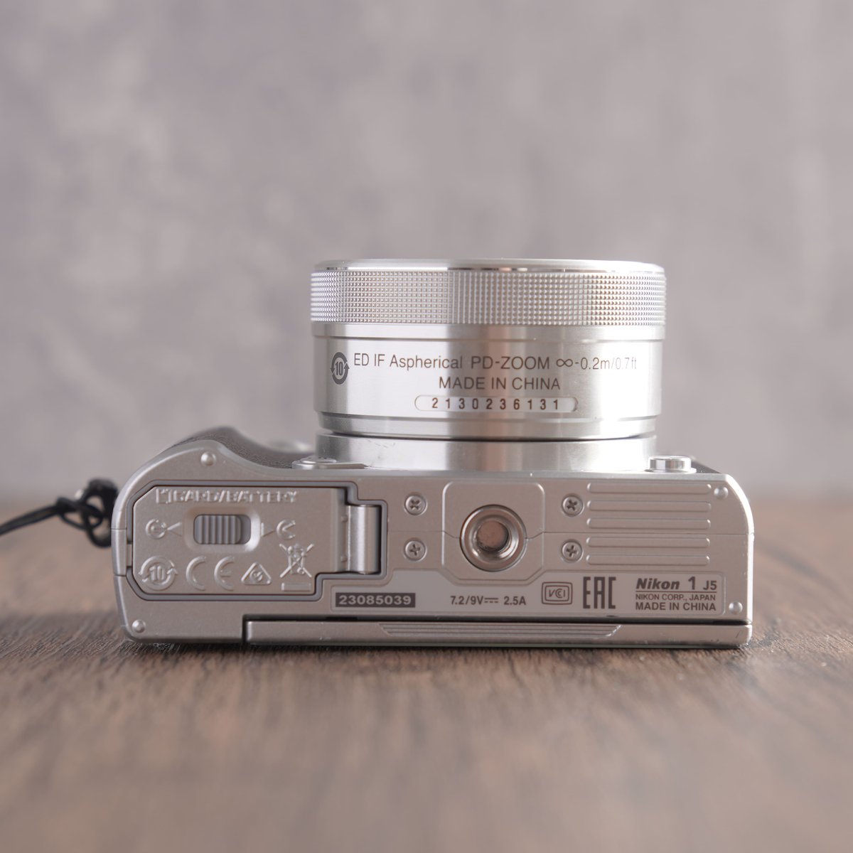 ✨ショット数2231回で新品級✨WiFi転送✨Nikon 1 J5 034-1 | CAMEL