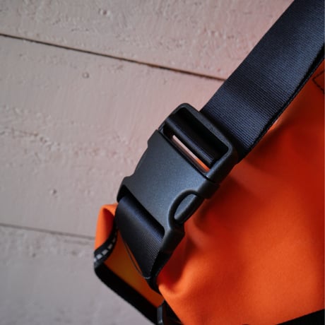 BLINK  "CANVAS MESSENGER BAG"