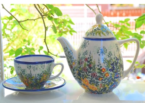 ポーランド食器（ポーリッシュポタリー）ティーセット　スタラファブリカ社『LEAⅡ 綿毛　舞い上がる時』