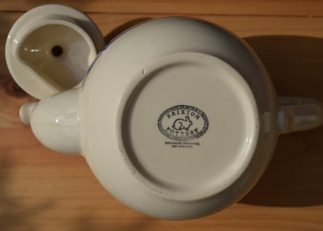 イギリス食器（ブリクストンポタリー）　ティーポット、コーヒーポット７５０ｍｌ　ブリクストンポタリー社『ヨット』