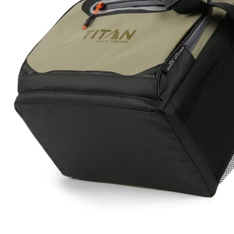 Titan Deep Freeze 16 Can Zipperless Hardbody Cooler