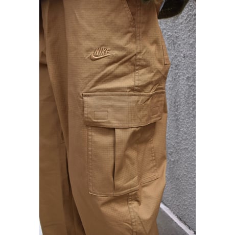 Nike Club Cargo Pants