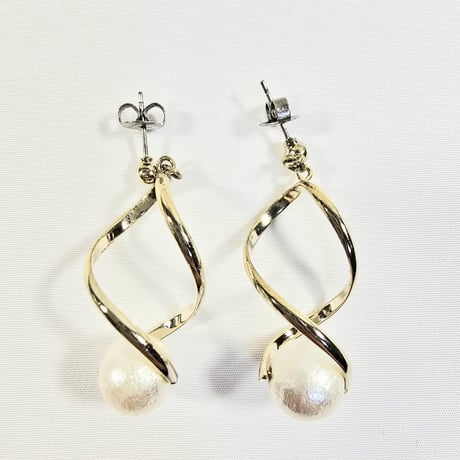 GOLDパールピアス