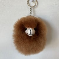 ベビーアルパカファーチャーム ふわふわキーホルダー（ブラウン）