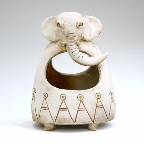 象のプランター〈Elephant Planter〉／陶芸家 はらかおり｜ハンドメイド陶器の植木鉢