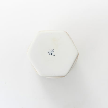 ネジリ一輪挿し｜青白亜渕金彩