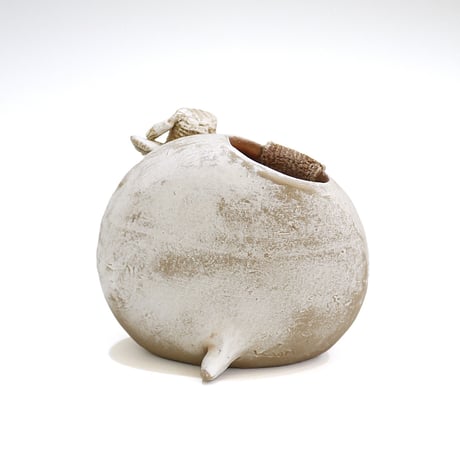 カバの花入れ〈Hippo Vase〉／陶芸家 はらかおり｜ハンドメイド陶器の花器