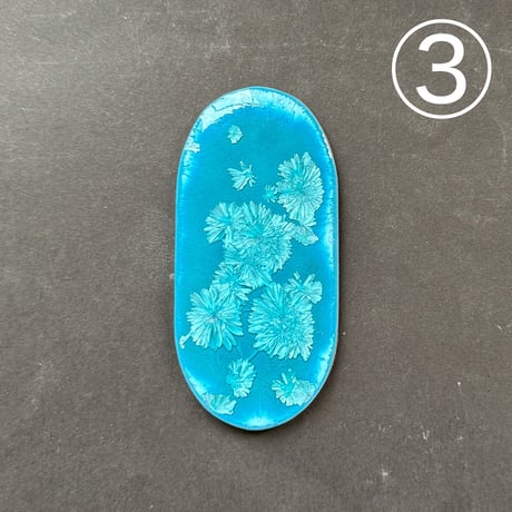 結晶　楕円（水色）