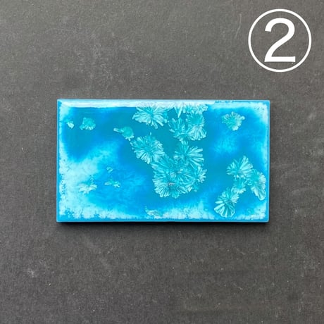 結晶（水色）