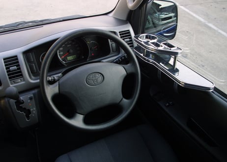 200系ハイエース３型ナローボディ用　フロントバンパーガーニッシュ　LS-LINE